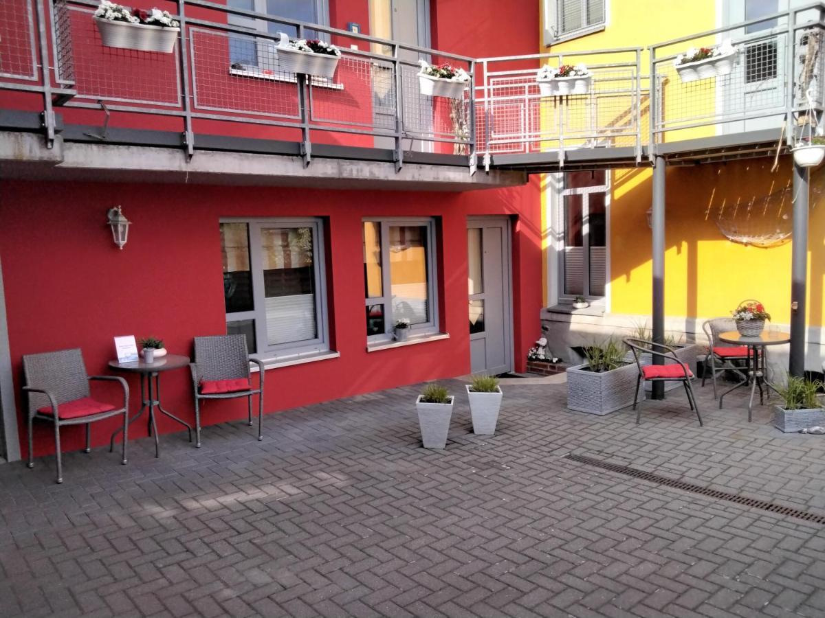 Hotel Am Weinbergschloss Waren  Exterior photo